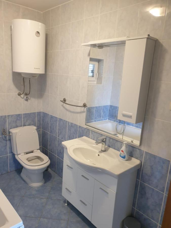 Apartmani Goga Starigrad Paklenica Extérieur photo