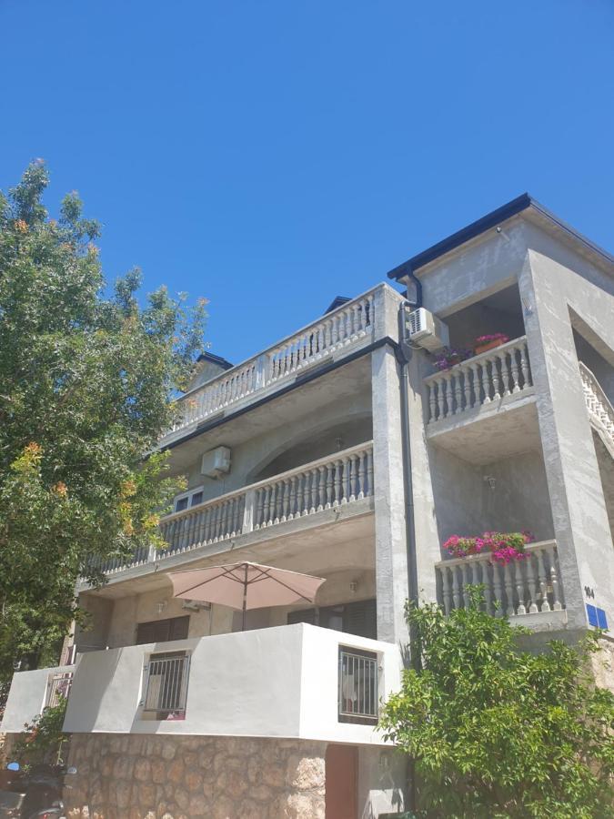 Apartmani Goga Starigrad Paklenica Extérieur photo