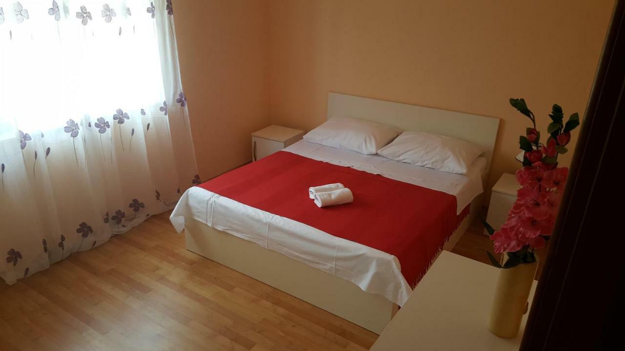 Apartmani Goga Starigrad Paklenica Extérieur photo