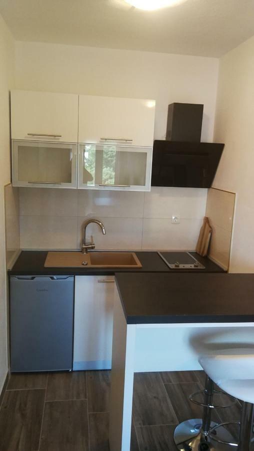 Apartmani Goga Starigrad Paklenica Extérieur photo